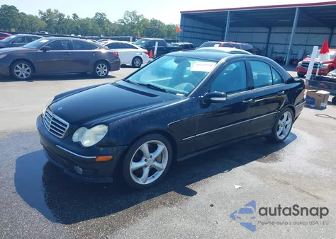 2006 Mercedes-Benz C 230 Sport из США, поврежденный, VIN WDBRF52H06F748547